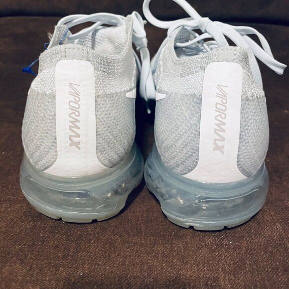NIKE Flyknit Vapormax 2 Pure Platinum White Wolf womens 7 US 38 EUR Mint - Picture 10 of 15